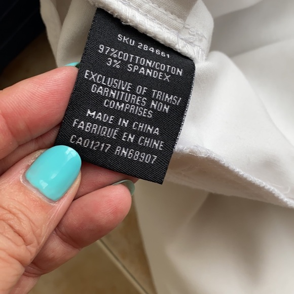 Le Chateau white crop pants - Picture 5 of 5